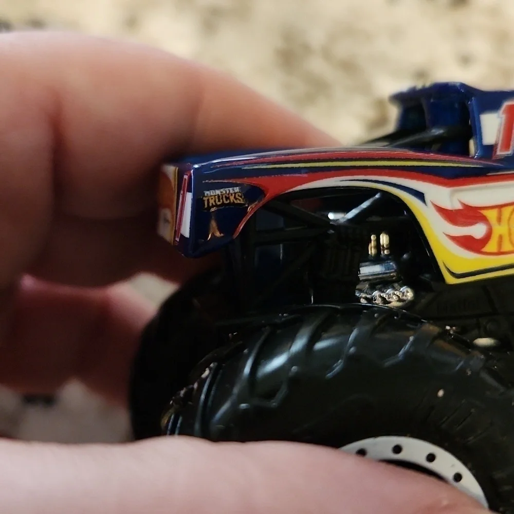 Mattel hotwheels truck